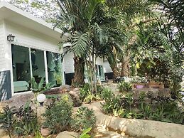 Baan LungYod Resort