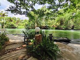 Baan LungYod Resort