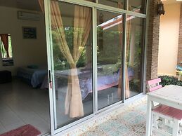 Baan LungYod Resort