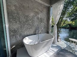 Baan LungYod Resort