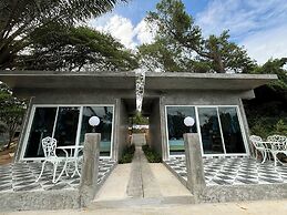 Baan LungYod Resort