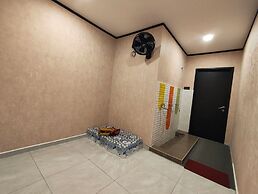 Hotel Mawar Inn