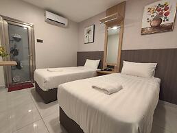 Hotel Mawar Inn