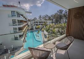 189/267 3BR Beachfront Pool View