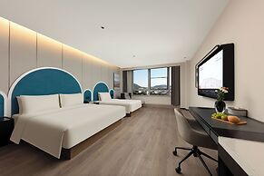 Atour Hotel