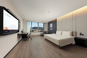 Atour Hotel