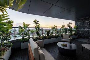 Atour Hotel