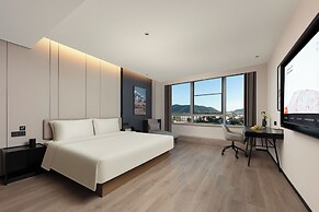 Atour Hotel