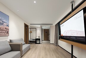 Atour Hotel