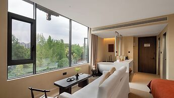 Terra Art Hotel