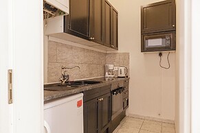 Comfortable 2BR Apartment Long Stay