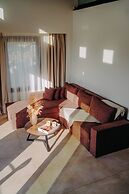 Malou & Charma Villas