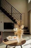 Malou & Charma Villas