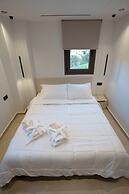 Malou & Charma Villas