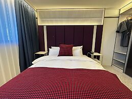Hotel Flore