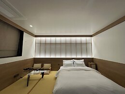Hotel Flore