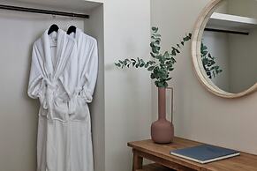 Apanemo Private Suites