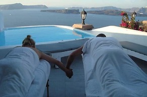 Apanemo Private Suites