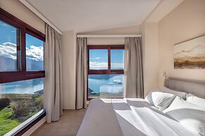 Lake Kremasta Hotel