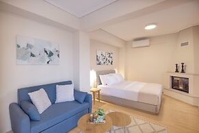 Lake Kremasta Hotel