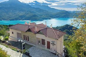 Lake Kremasta Hotel