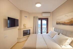 Lake Kremasta Hotel