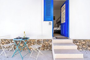 Zulu Studio & Terrace in Larnaca