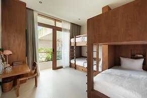 Manu Villas