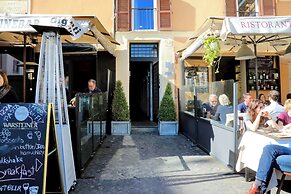 Campo De' Fiori 27 Suite Rome