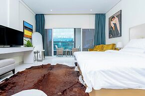 Executive stay with hotel facilities