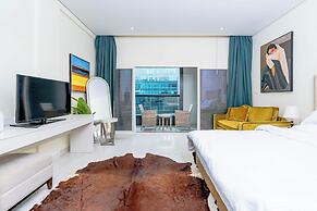 Executive stay with hotel facilities