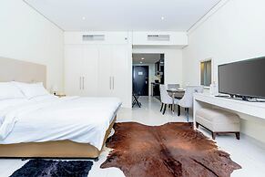 Executive stay with hotel facilities
