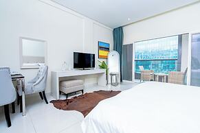 Executive stay with hotel facilities