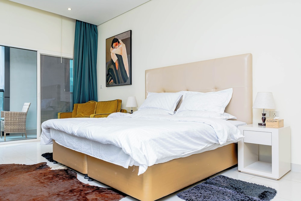 Executive stay with hotel facilities