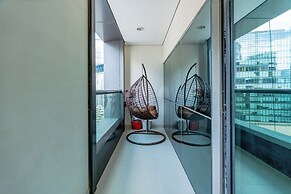 Executive stay with hotel facilities