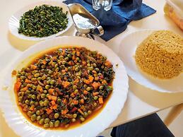 Amara Ridge Hotel Meru