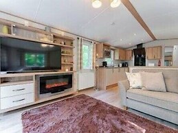 Tree Tops - Kelling Heath Holiday Park - 22244