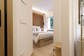 Stylish 1-bd Apart in Bernab u Concha Espina II