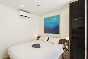 One bedroom Palmetto Condo Karon A309