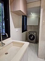 Charming 2-bedroom Apartment in Hamra, Beirut