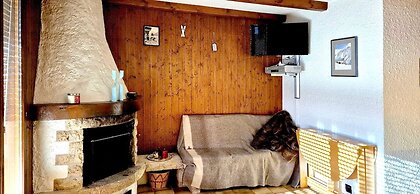 Charming Vintage Flat Near Spa & Slopes