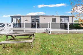 Kingsbarns Luxe Lodge - Sleeps 6 - Seton Sands