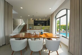 Costamigo Phan Thiet, Bw Premier Collection