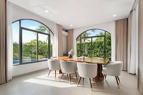 Costamigo Phan Thiet, Bw Premier Collection