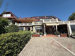 Le Rose Suites & Park Hotel Budapest