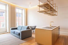 Entreparedes House
