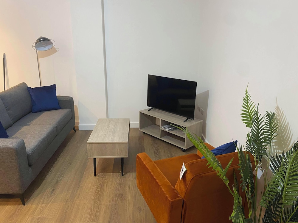 The Square Apartments Flat 4