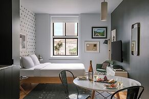 The Alexander Hotel - Old Montreal