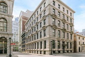 The Alexander Hotel - Old Montreal