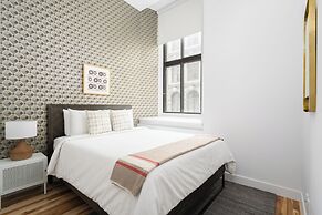 The Alexander Hotel - Old Montreal